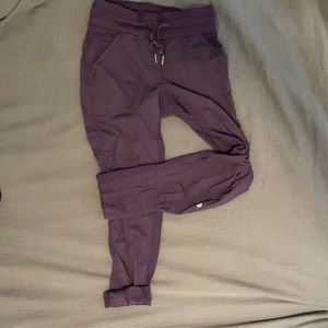 Lululemon street to studio pant II